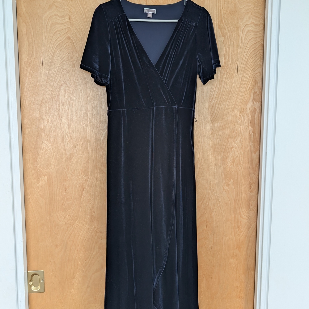 Chelsea28 Black Flutter Sleeve Sheath Dress